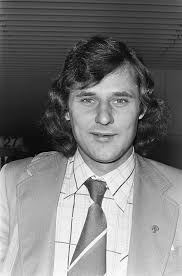 Jan Tomaszewski's Instagram, Twitter & Facebook