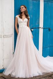 Finde dein brautkleid in köln in unserem concept store. Brautmode Brautkleider Fur Kerpen Alles Fur Ihre Traumhochzeit