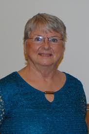 Anna Hammonds's Instagram, Twitter & Facebook