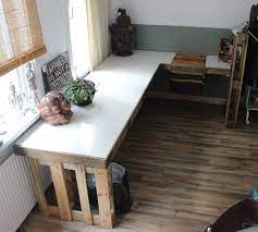 Und da es das perfekte modell meist nicht gibt, zeigen wir eine mischung aus selbermachen, kaufen und aufmöbeln. Schreibtisch Selber Bauen 55 Ideen Freshouse