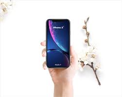 Download Free Classy Hand Holding Iphone Xs Mockup Psd Iphone Mockup Psd Mockup Psd Mockup Downloads