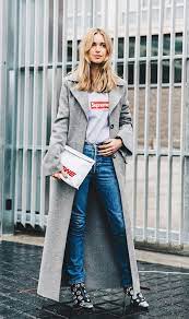 Leave Your Coat Unbuttoned To Create A Slimming Effect Simple Winter Outfits Coat Street Style Stylish Winter Coats