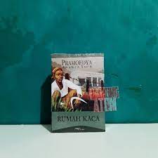 Eropa bukan sekedar eiffel atau colosseum, bukan sekedar tembok berlin, eropa adalah sejuta misteri tentang sebuah peradaban yang sangat luhur. Buku Novel Rumah Kaca By Pramoedya Ananta Toer Shopee Indonesia