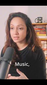 This is my Friend Daughter please like and share in your group thank you 🙏.