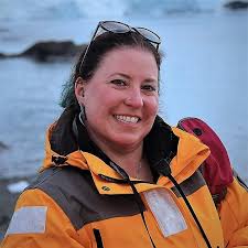 Staci Cooper's Instagram, Twitter & Facebook