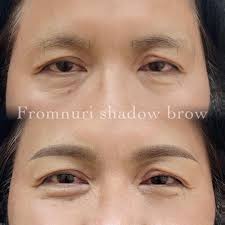 프롬누리 #섀도우눈썹 #시니어브로우 🤎 우리 어머님 눈썹 비포에프터 차이 대박이죠!!🤩 눈썹 후 인상도 부드러워지시구 훨씬  젊어보이시지않나요 ㅎㅎ 우리 고객님은 눈매가 쌍커플이 크고 진하게 잡혀계시고, 아이홀도 들어가시면서 눈썹뼈가 발달되어 계신 윤곽 ...