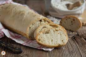 Il pane fatto in casa mi piace molto: Pane Casereccio Con Lievito Madre O Di Birra Ricetta Facile Anche Bimby