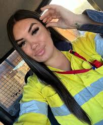 Having fun with my hat 🧢 She's such a silly fun loving girl 🤍 And always  so gentle 🤍