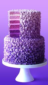 Gateau Pluie Pourpre Recette Ce Magnifique Gateau A La Mure Fait En L 39 Honneur De Prince Pourrait Bien In 2020 Rain Cake Cake Decorating Videos Crazy Cakes
