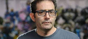 Jeff kaplan (game designer) was born on the 4th of november, 1972. 580velqk H1tzm