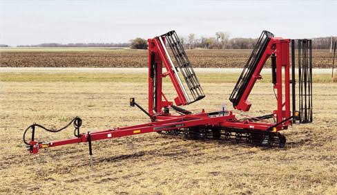 Case IH Crumbler 325-FT Field Cultivator