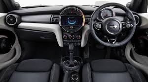 Bmw retained the mini name and. Mini Cooper S Funfturer Im Test Anstrengend Auf Der Autobahn Auto Mobil Sz De