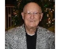 Victor Simpson's Instagram, Twitter & Facebook