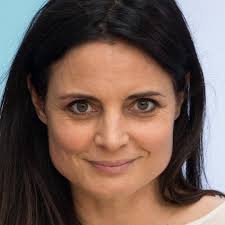 The orphanage of the wild animals (2011)