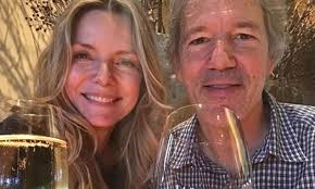 In 1993, michelle pfeiffer married david e. Michelle Pfeiffer 60 Drinks Wine With Husband David E Kelley 62 As She Says She S Lucky Daily Mail Online