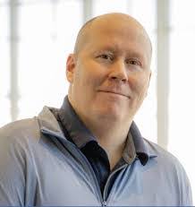 Jason Lipscomb's Instagram, Twitter & Facebook