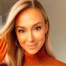 Ashley Rickerson's Instagram, Twitter & Facebook