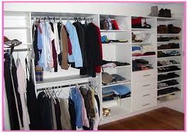 Yatak odası için dolap seçerken, odanın büyüklüğü ilk dikkat edilmesi gereken noktadır. Gardolap Ic Dizayn Modelleri