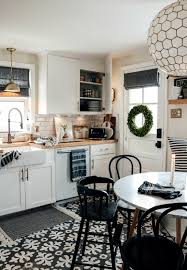 Discover inspiration for your kitchen remodel and discover ways to makeover your space for countertops, storage inspiration for a timeless kitchen remodel in dc metro onyx backsplash, w tah mahal quartzite countertops w arched over stove. 15 Timeless Eat In Kitchens That Inspire Sincerely Marie Designs