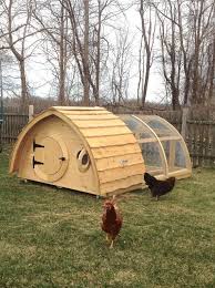 hobbit chicken coop chicken hobbit afflink tavuk kumesleri tavuk kumesi planlari arka bahce tavuk kumesleri