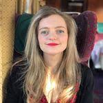 Marisa Darnell's Instagram, Twitter & Facebook