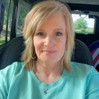 Jennifer Hatfield's Instagram, Twitter & Facebook