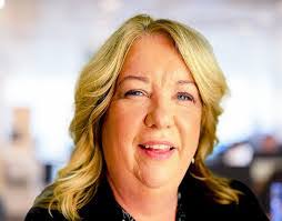 Paula Purdy's Instagram, Twitter & Facebook