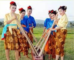 We did not find results for: Blog Budaya Indonesia Tari Bendrong Lesung Tari Tradisional Banten Dalam Menyambut Panen Raya