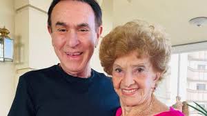 Amaury Jr chora morte da sogra de 103 anos: "Minha querida"