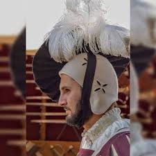 Costume De Lansquenet Allemagne 16eme Siecle In 2020 Winter Hats Costumes Photo And Video