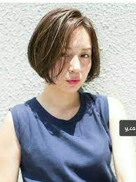 今回はカットだけで出来る パーマなしのショートボブのヘアアレンジを特集していきます ショートボブスタイルを顔の形 前髪のあり なし別にたっぷり紹介していきます ショートボブスタイルは 勇気がなくて出来ない という女性が私のサロンでとても多いです 顔の形