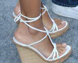 I prefer to drive rather than travel by train. Pin On Sexy Heels