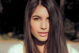 Per stupire sempre tutti con un trucco perfettamente adatto ai tuoi occhi verdi e i tuoi capelli neri, consulta questo articolo pieno di consigli e . Armocromia Come Capire Quali Colori Ci Stanno Meglio Mamma Felice