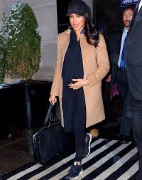 Meghan markle was seen outside new york city hotel the mark, where her closest friends are expected to celebrate her pregnancy with a baby shower, on tuesday afternoon. How To Have A Baby Shower Like Meghan Markle Purewow