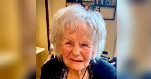 Betty Stone's Instagram, Twitter & Facebook