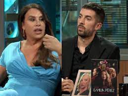 Está muy mal": Karla Sofía Gascón le saca los colores a Broncano por su  comportamiento con los invitados de 'La revuelta'