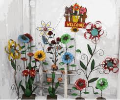Metal yard art & garden sculptures. Steel Flower Stakes Tin Recycled Metal Lawn Art