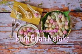 Kuih tradisional yang diperbuat daripada tepung beras pulut ini cukup popular di bulan ramadan. Teratak Mutiara Kasih Kuih Buah Melaka Resepi Kuih Onde Onde Sedap Lembut Tidak Liat Dan Petua Supaya Kuih Tidak Cepat Basi