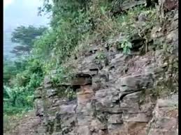 Selain itu, petakan sawah di kalimanah kulon juga sempit sehingga menyulitkan pengoperasian alat yang berdimensi cukup besar ini. Batu Berundak Mirip Candi Ditemukan Di Lereng Gunung Muria Kudus