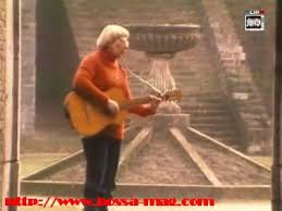 She acquired widespread fame in 1963 with the release of the belgian french song dominique. The Singing Nun Soeur Sourire Dominique Youtube