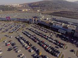 Am ziarul de bacau (sorry contrasens) si informatia bacaului au scris ca arena mall bacau este cel mai mare din moldova. Vivo Cluj Napoca Wikipedia