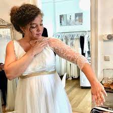 Aus alten konservendosen lassen sich zum beispiel prachtvolle stifthalter herstellen. Brautkleider Fur Schwangere Finden In Munchen Gypsygal Weddings