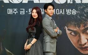 Sin duda otro ámbito que no puede quedar fuera es la popularidad de esta chica para trabajar con un gran número de marcas, suzy ha sido la modelo e imagen publicitaria de todo. Has K Drama Stars Suzy And Lee Seung Gi S New Spy Series Vagabond Impressed Fans South China Morning Post