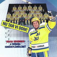 Vm i ishockey spelas varje år, och är alltid en stor folkfest både vid tv apparaterna i hemmet och på plats för många hockeyälskare. Nu Tar Vi Dom Lyrics Nu Tar Vi Dom Har Kommer Grabbarna Only On Jiosaavn