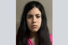 Buscan a la menor Diane Victoria García Murillo de Ensenada