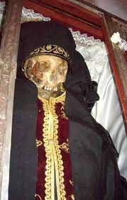 Εφραίμ οσίων καλλονή μαρτύρων καύχημα καί κλέος σκέπε,φρούρει,φύλαττε πιστούς δεομένους σε. To Monasthri Toy Agioy Efraim Sth Nea Makrh Iera Monopatia