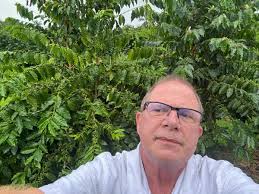 Jamaican Blue Mountain & Kona Coffee Beans Dark Roasted 3