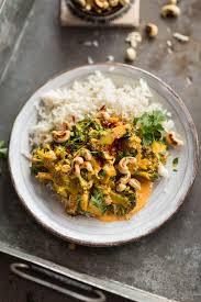 Lenaliciously Massaman Curry Mit Zucchini Brokkoli Curry Rezepte Rezepte Mit Brokkoli Veganes Thaicurry