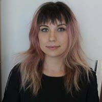 Stephanie Hemenway's Instagram, Twitter & Facebook