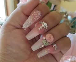 Es un diseño en degradé en dos colores. 27 Ideas De Unas Disenos Baby Boomers Unas Para Novia Manicura De Unas Unas Con Piedras